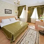 Kupeli Hotell 3*