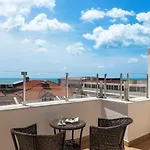 Kupeli Hotell