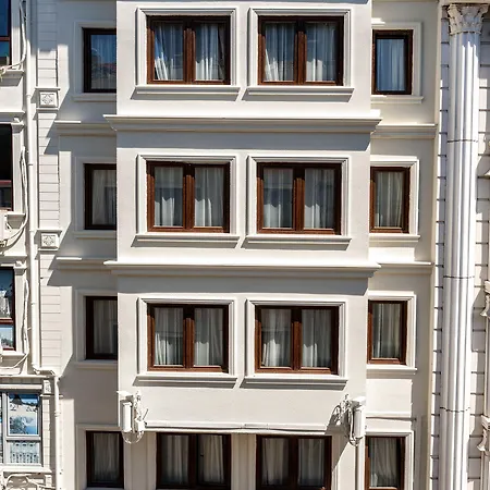 Kupeli Hotel 3*