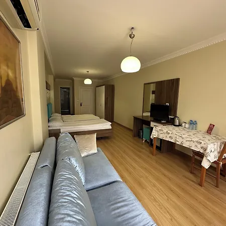 Kupeli Hotel