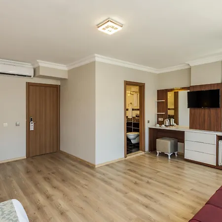 Kupeli Hotel 3*
