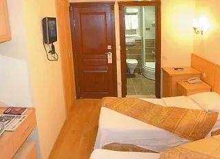 Kupeli Hotel