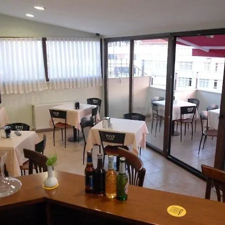 Kupeli Hotel 3*