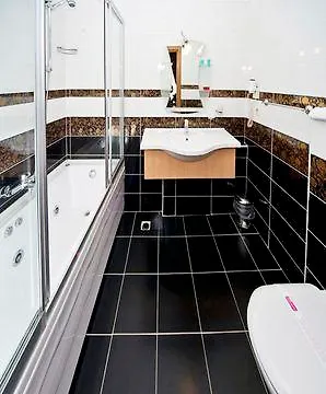 Kupeli Hotell 3*